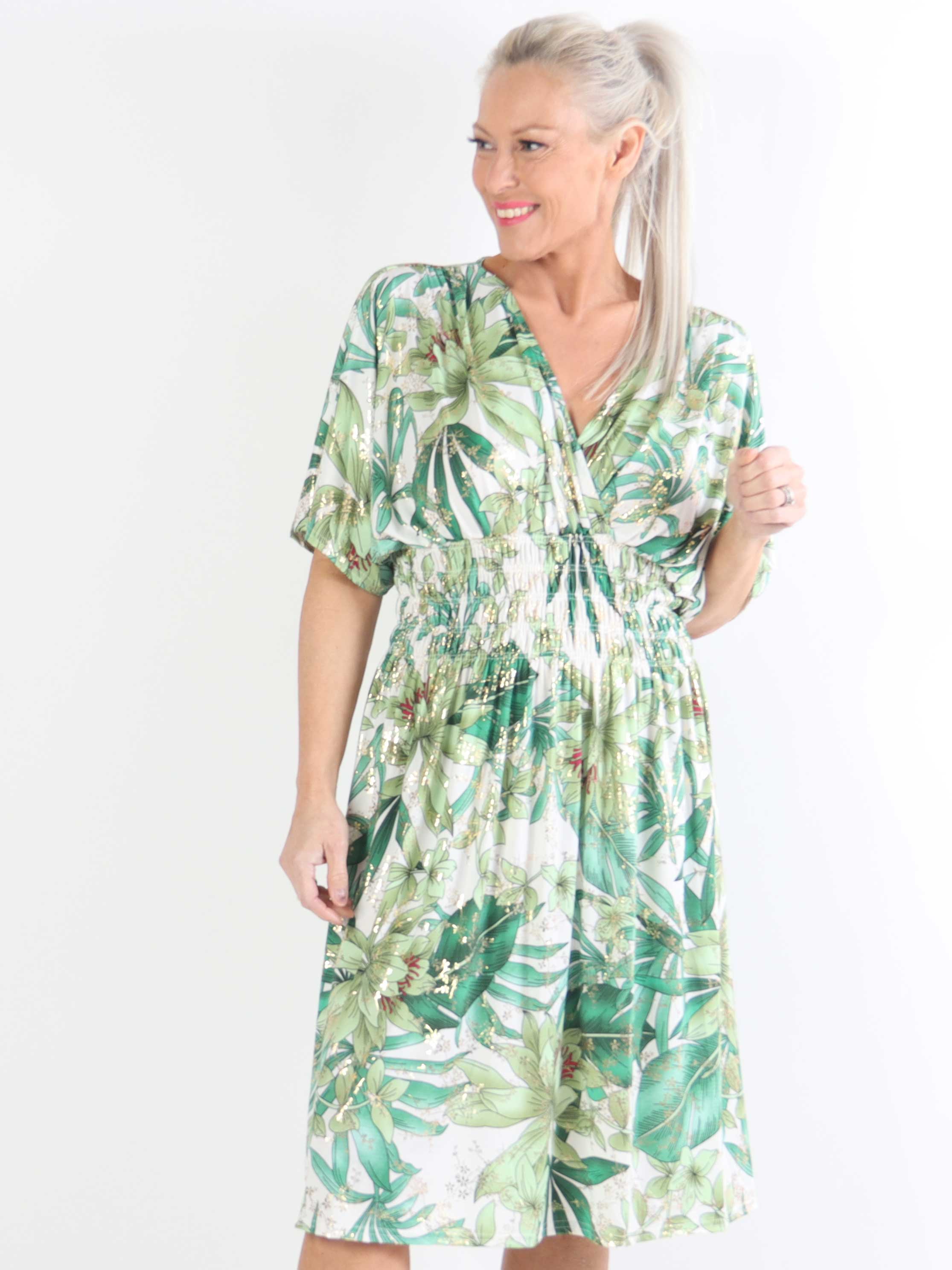 Pams short S/S - Blommig plus size-klänning med resår och smock